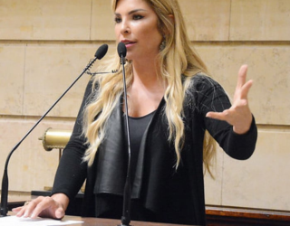 Ex-vereadora Veronica Costa � mandada prender por torturar ex-marido